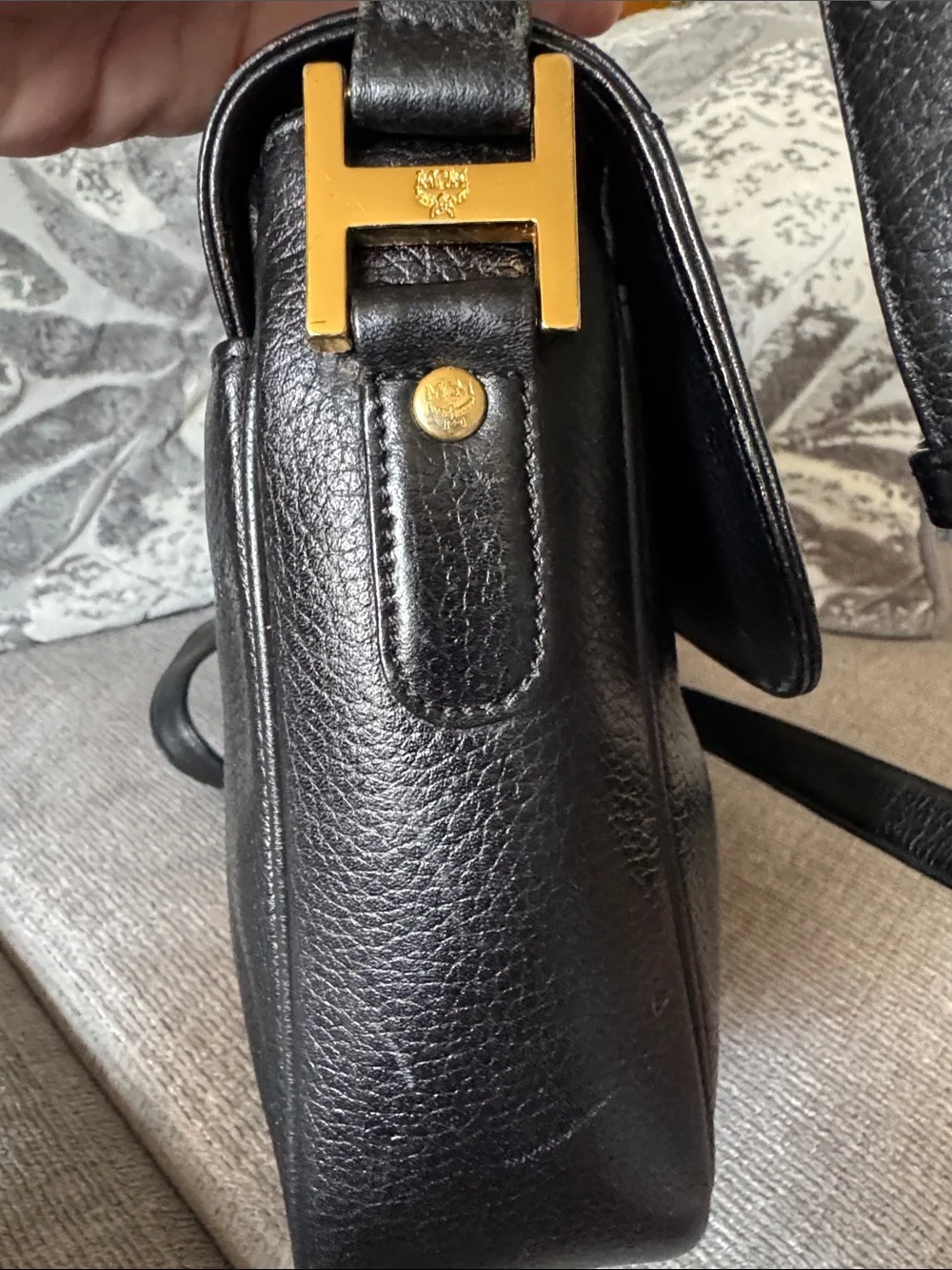 MCM authentic pebbled